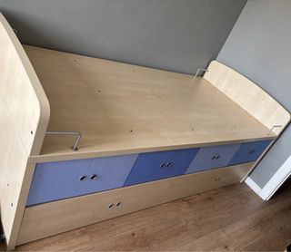 Estructura de cama de madera (sin colchon)