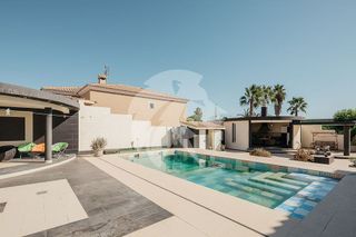 Chalet en venta en Monserrat