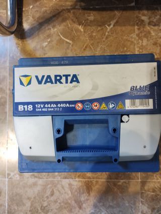 Batería Coche Varta B18 12V 44Ah 440A NUEVA