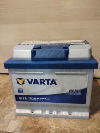 Batería Coche Varta B18 12V 44Ah 440A NUEVA