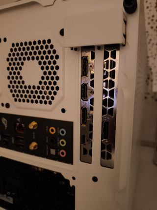Ordenador Gaming I7 32GB RTX2080 Blanco