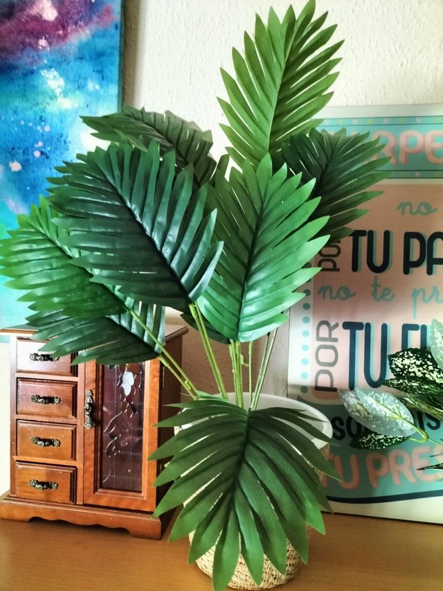 PALMERA ARTIFICIAL DECORATIVA POR SÓLO 10€