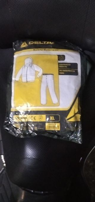 Chubasquero Delta 2 piezas Talla XL
