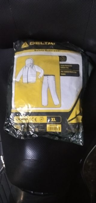 Chubasquero Delta 2 piezas Talla XL