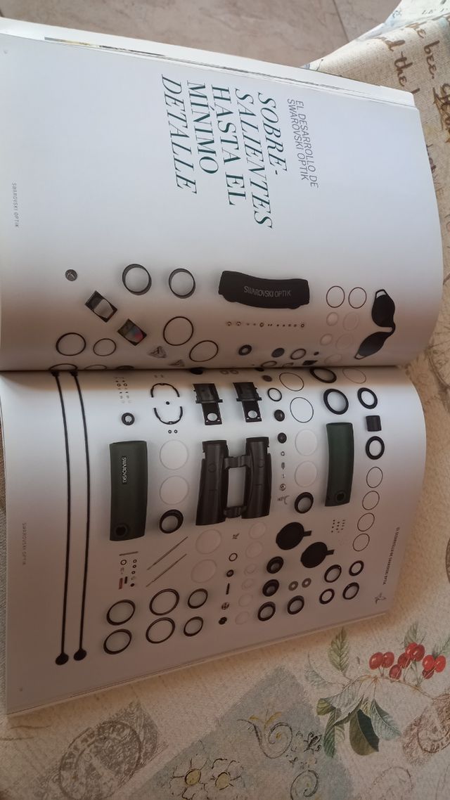 Catálogo Svarovski-See The Unseen Caza