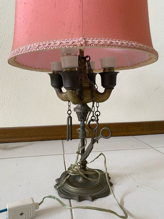 Lampada da tavolo antica vintage