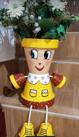 Muñeca Maceta pintada a mano.