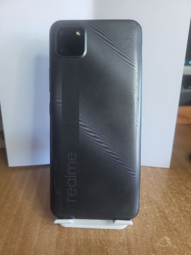 Realme C11 para peças (ecrã partido)