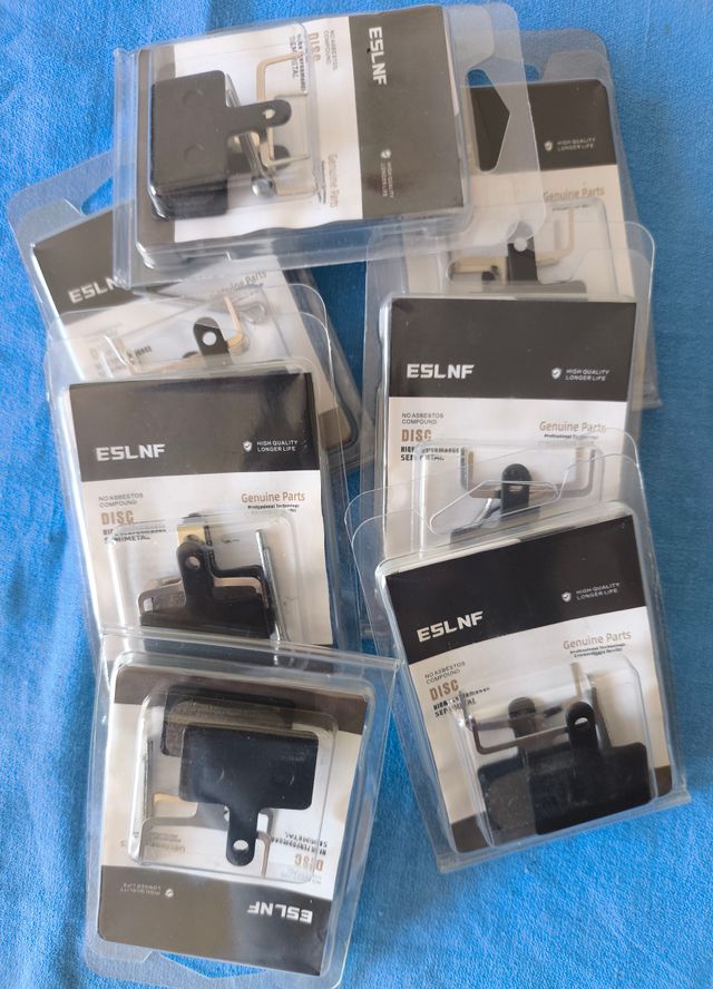 4 pares de pastillas de freno bicicleta en blister