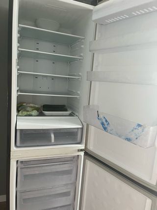 URGE VENTA Frigorífico Combi Samsung 325 L