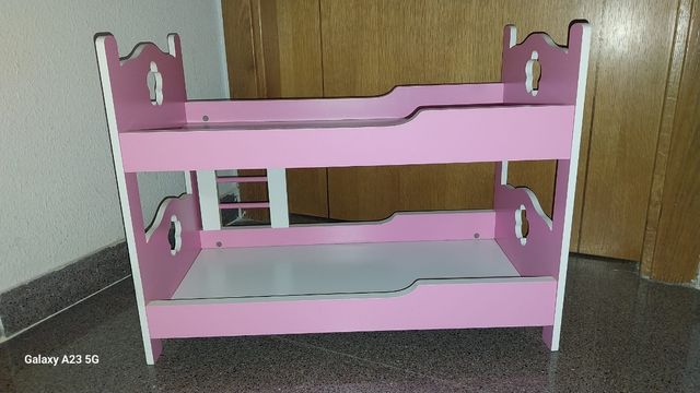 Litera para muñecas rosa
