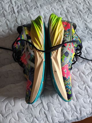 Asics Novablast 2 Zapatillas Deportivas