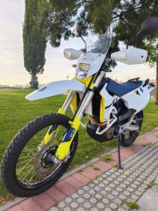 Husqvarna 701 Enduro 2022
