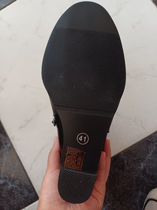 Botines negros con cuña talla 41