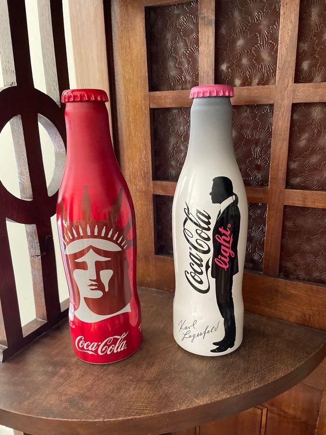 2 Botellas Coca Cola Edición Especial sin abrir
