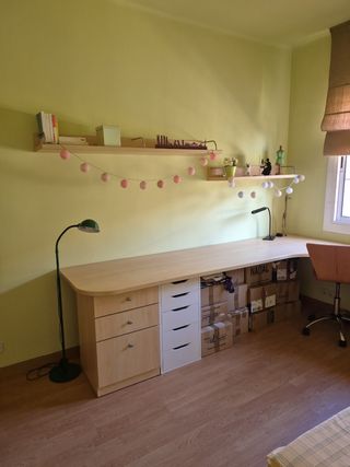 Habitación juvenil casi nueva