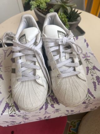 Tenis Adidas Superstar Niña Blancos