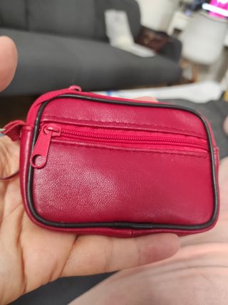 Monedero de cuero pequeño