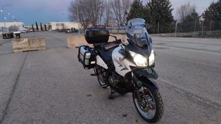 Suzuki V-Strom DL650 2011