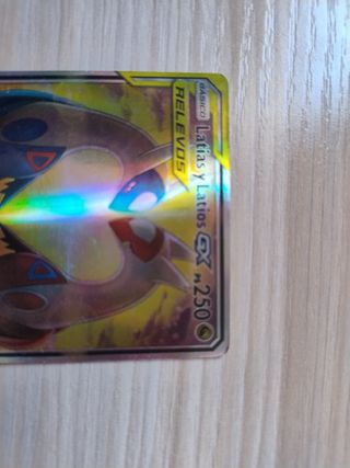 Carta Pokémon Latias y Latios GX Relevos