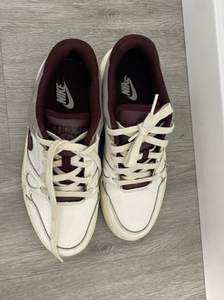 Zapatillas Nike En muy buen estado Son de piel