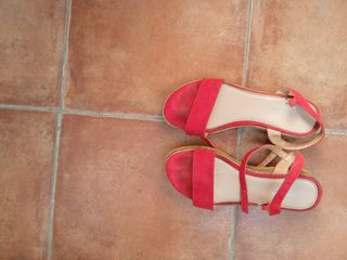 Sandalias rojas