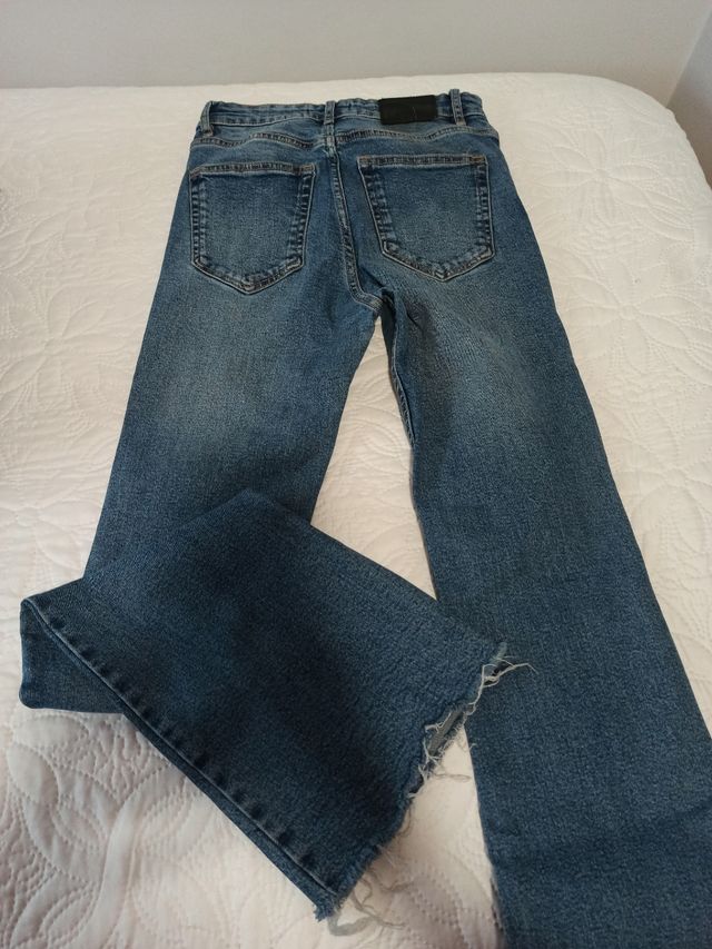 Pantalón vaquero flare Pull&Bear azul