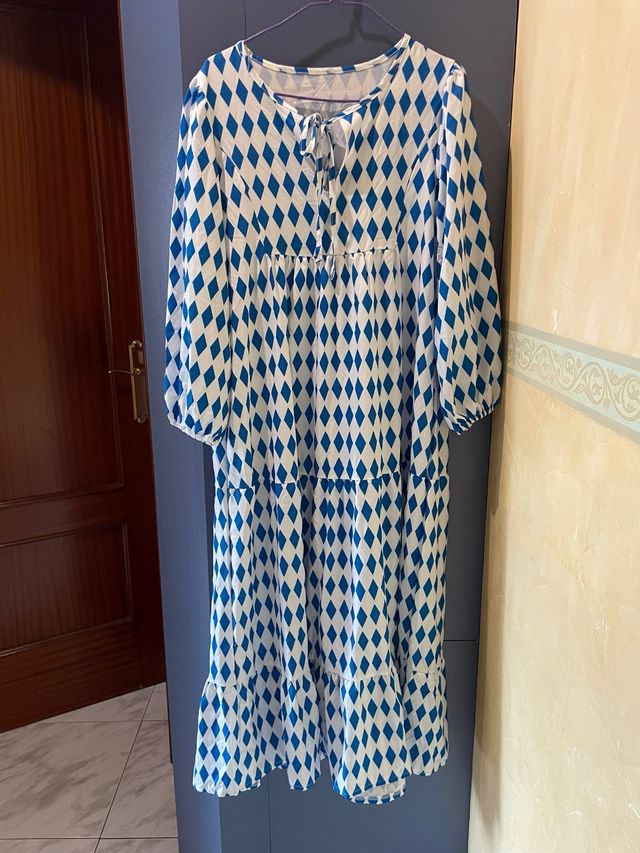Vestido estampado rombos azul y blanco