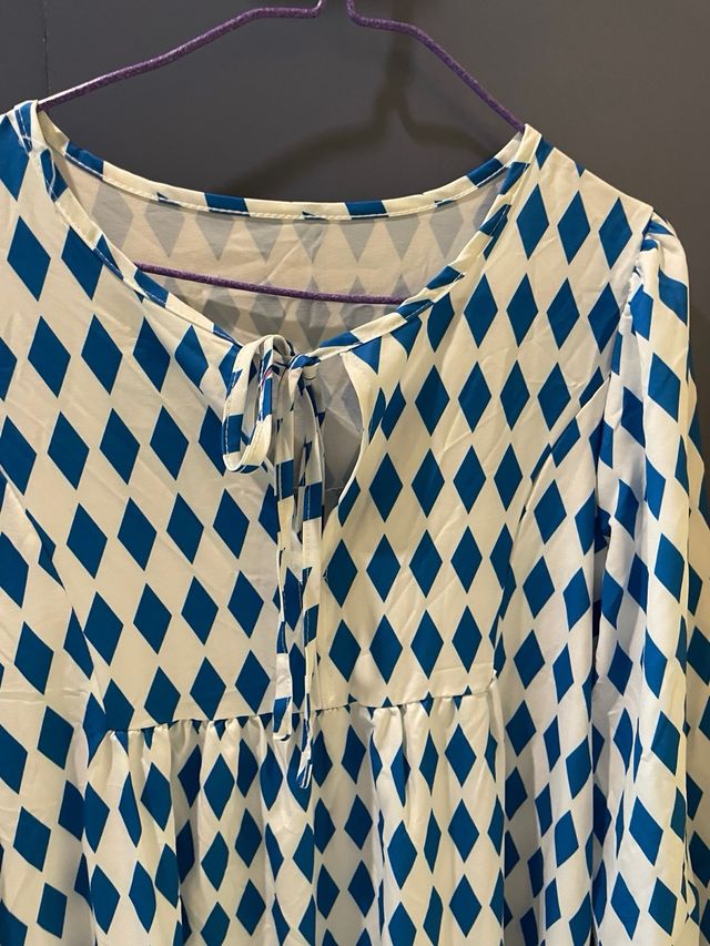 Vestido estampado rombos azul y blanco