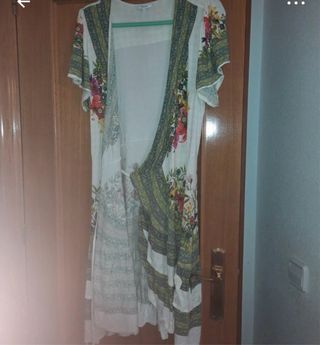 Vestido Desigual floral verde y rosa