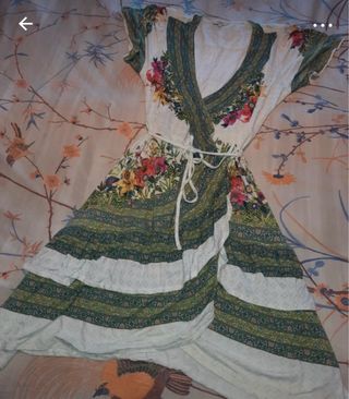 Vestido Desigual floral verde y rosa