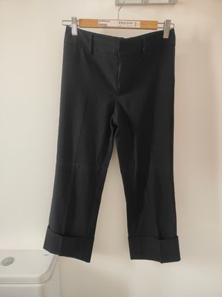 Pantalón Pirata Negro Mango Talla 34