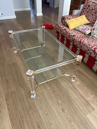 Mesa de centro de cristal y metal moderna