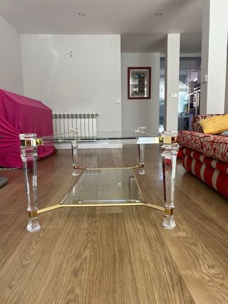Mesa de centro de cristal y metal moderna