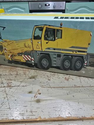 Conrad 1:50 Liebherr LTC 1055 Cranes & c art 20100