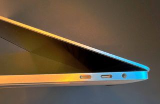 MacBook Pro 13 i7 16GB SSD 512GB Gris Espacial
