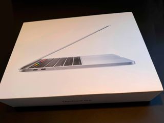 MacBook Pro 13 i7 16GB SSD 512GB Gris Espacial