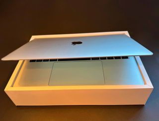 MacBook Pro 13 i7 16GB SSD 512GB Gris Espacial