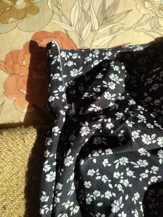 Falda Shein negra con fruncido