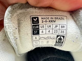 Zapatillas Veja V-12 Blancas y Rojas