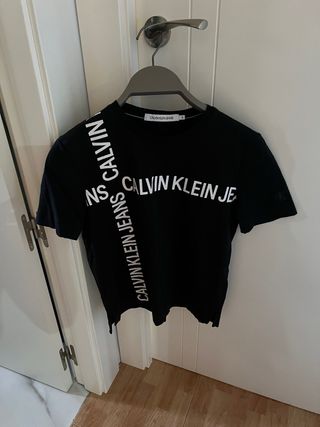 Conjunto falda vaquera blanca , camiseta