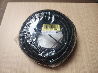 PROTECTOR DE CABLE CORRUGADO NEGRO