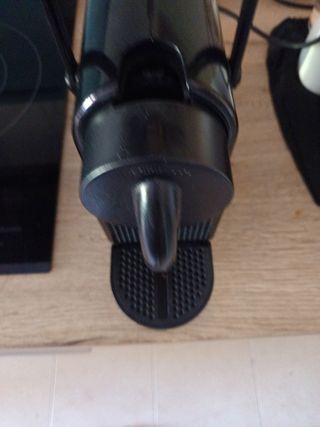 Cafetera Nespresso DeLonghi