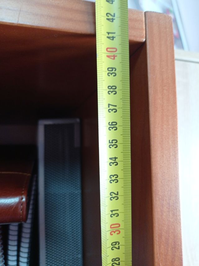 Estantería de madera