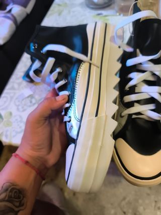 Zapatillas Moaconcept Negras y Plateadas