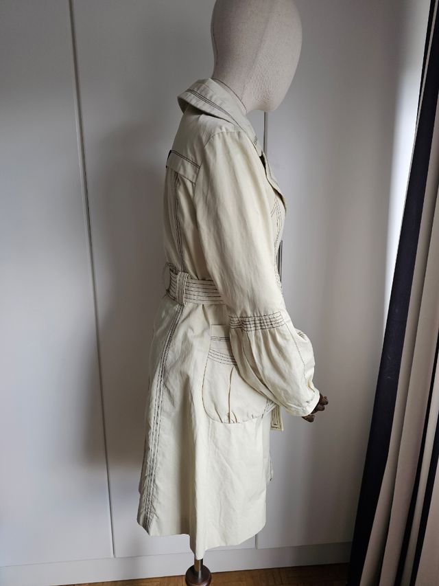 Trench/Gabardina Beige Siempre es Viernes