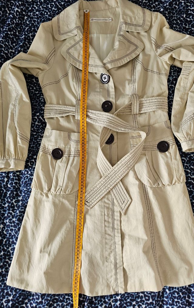Trench/Gabardina Beige Siempre es Viernes
