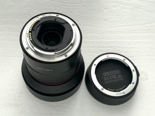 Obiettivo Canon Samyang RF14 f/2.8 AF