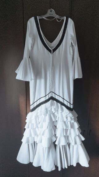 Vestido Flamenca blanco y negro