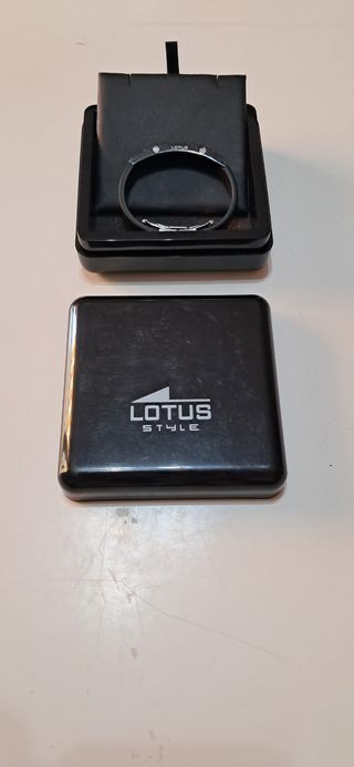 Pulsera Lotus Style Negra y Plateada